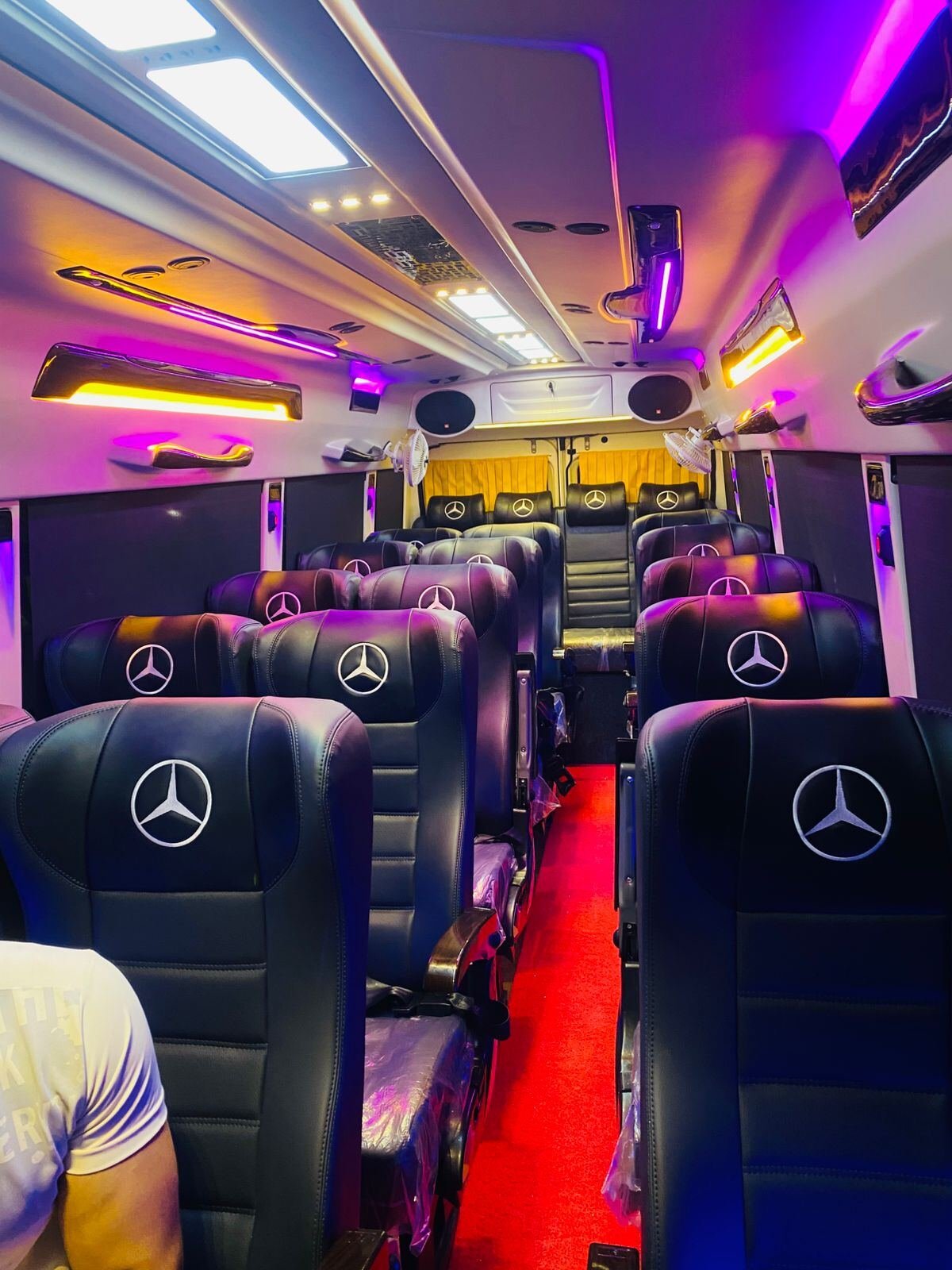 Luxury coach interior seating for large groups